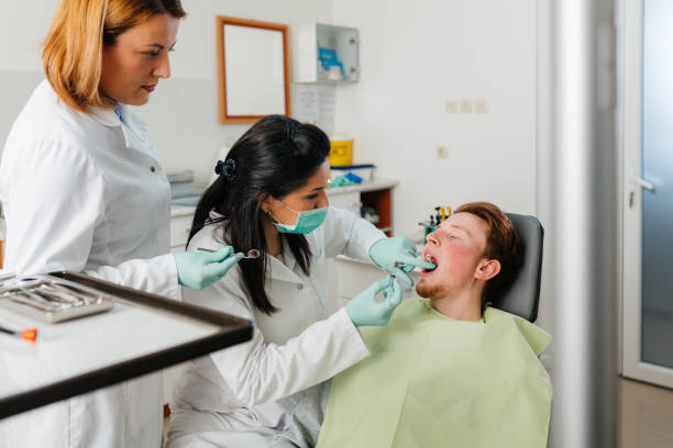 Best Dentist for Tooth Abscess  in , VA